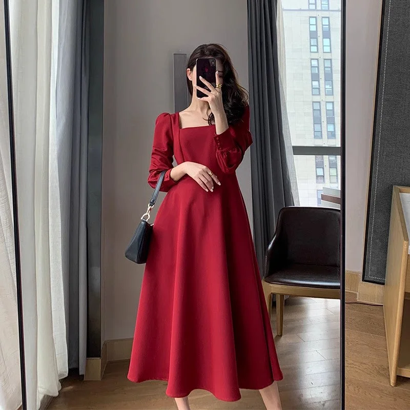 Red Dress Women's Square Neck French Style Dress      S3454