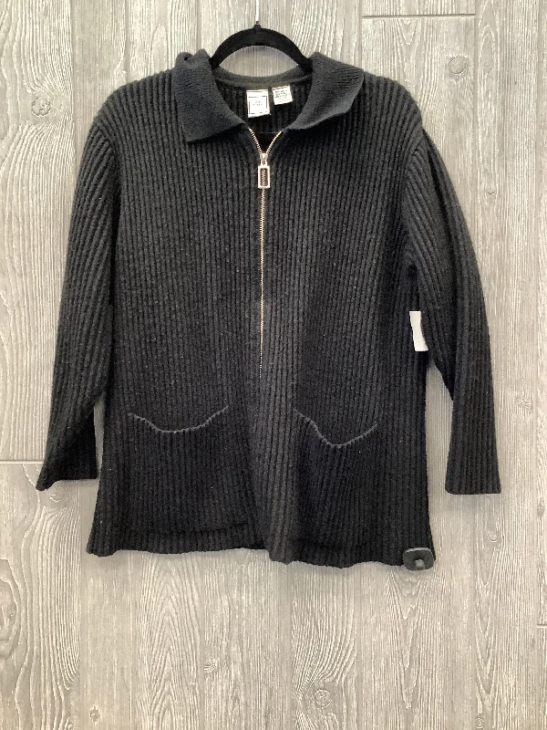 Sweater By Clothes Mentor In Black, Size: M