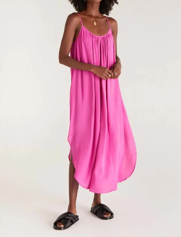 Tiana Crinkle Midi Dress In Rose Violet