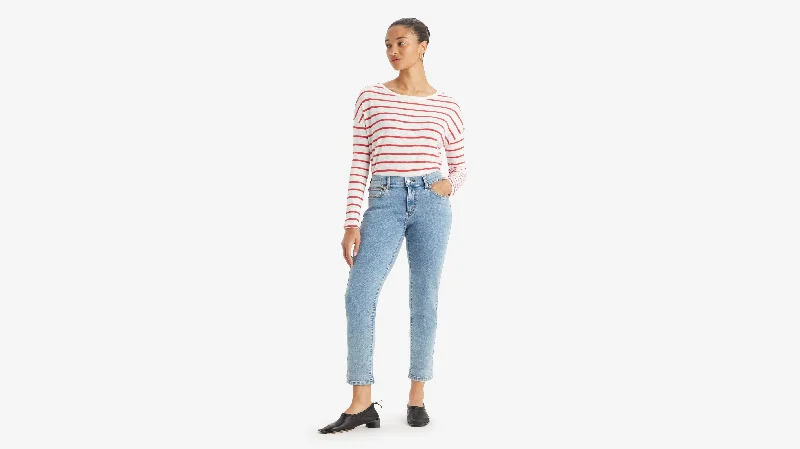 Levi's® Women's Mid-Rise Boyfriend Jeans